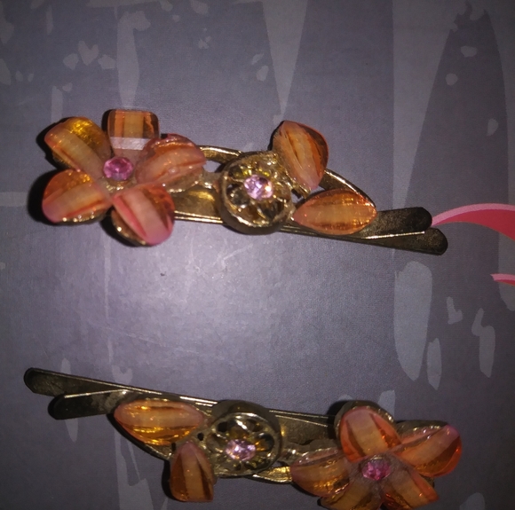 Beautiful hair pins💕2 sets - Picture 5 of 6